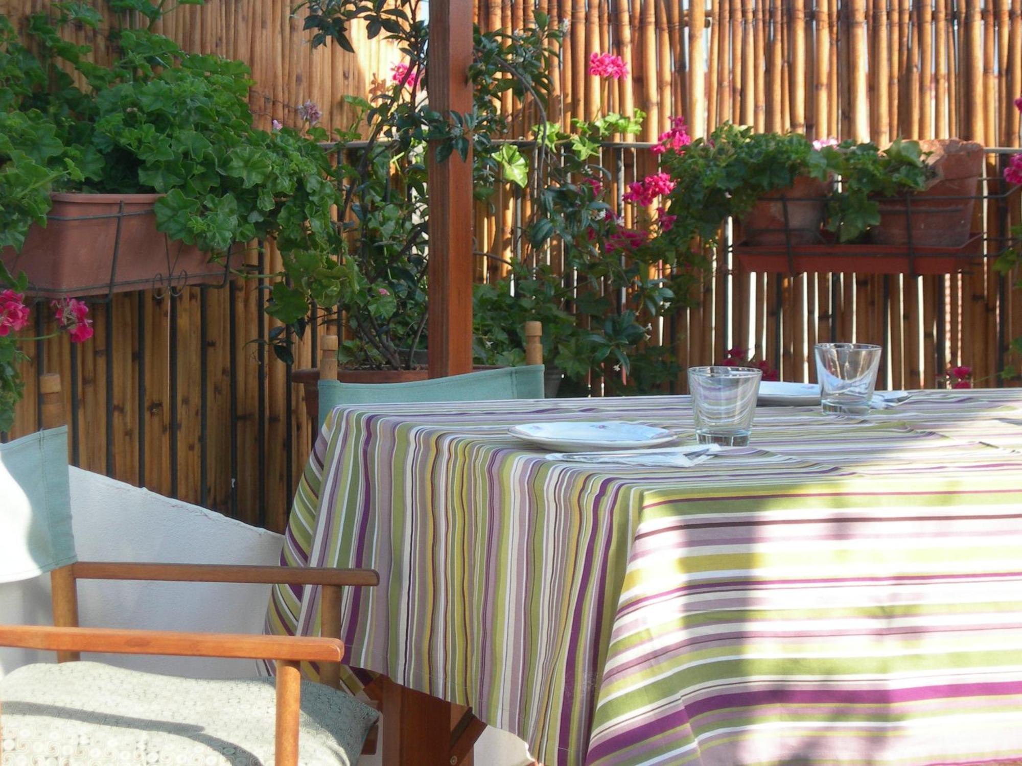 Piazza San Pantaleo Bed & Breakfast ซอร์โซ ภายนอก รูปภาพ