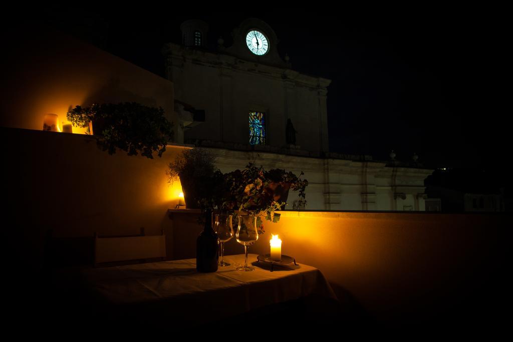Piazza San Pantaleo Bed & Breakfast ซอร์โซ ห้อง รูปภาพ