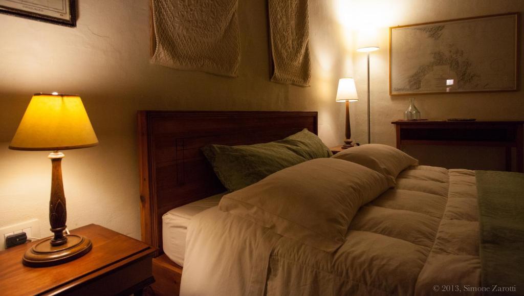 Piazza San Pantaleo Bed & Breakfast ซอร์โซ ภายนอก รูปภาพ
